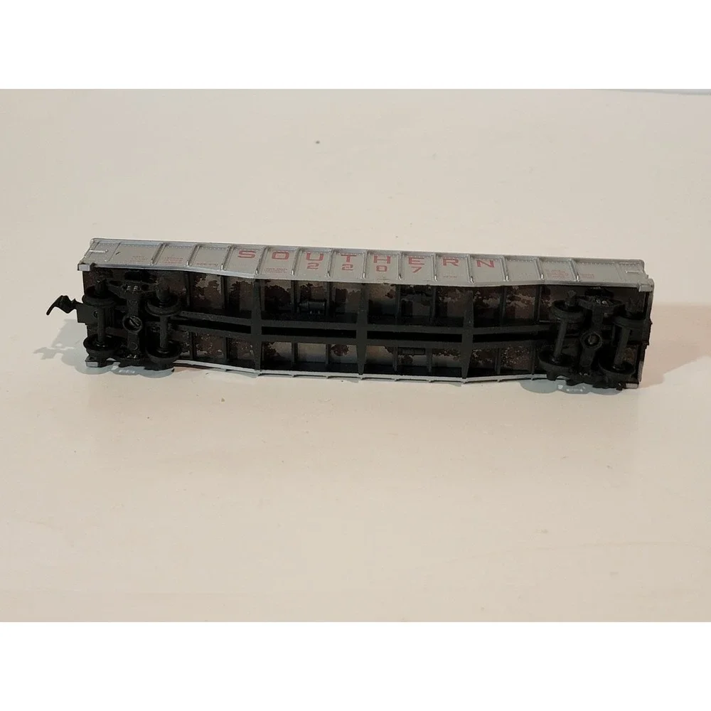 Vintage Ho Scale Southern Gondola Freight Car #2207‎ Silver Model Train Car